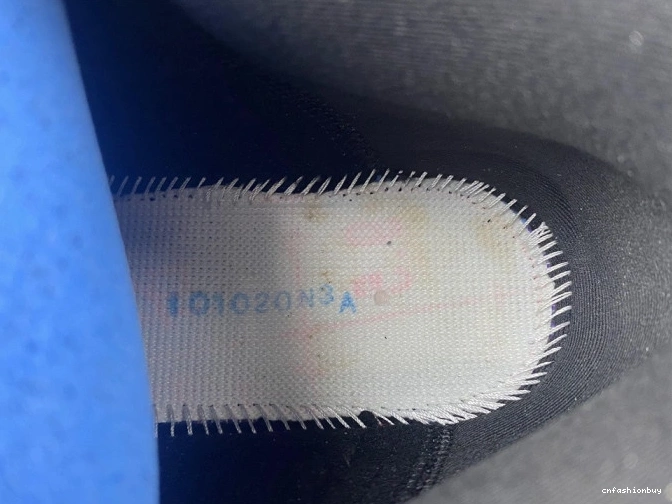 Air Jordan 13 Blue University DJ5982-041 1117